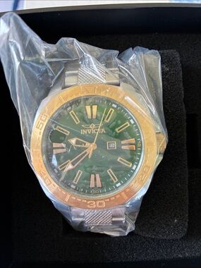 Invicta Green Dial Two-Tone Men's Watch with Gold Bezel